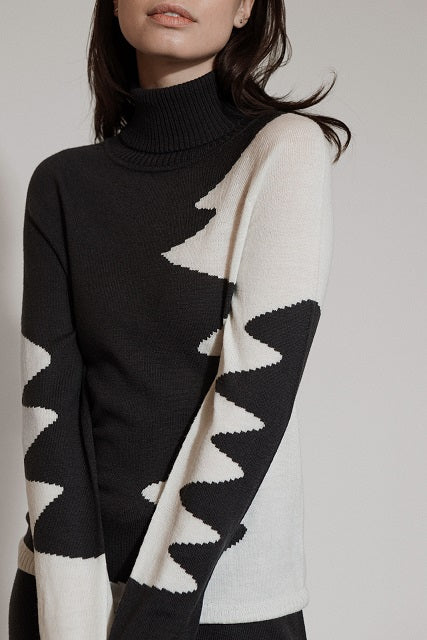 Viola Stils Fashion 3D knitwear Seamless Fine knit extra fine merino turtle neck intarsia