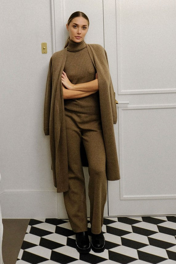 Viola Stils Fashion 3D knitwear Seamless Cashmere overlap dress-cardigan.