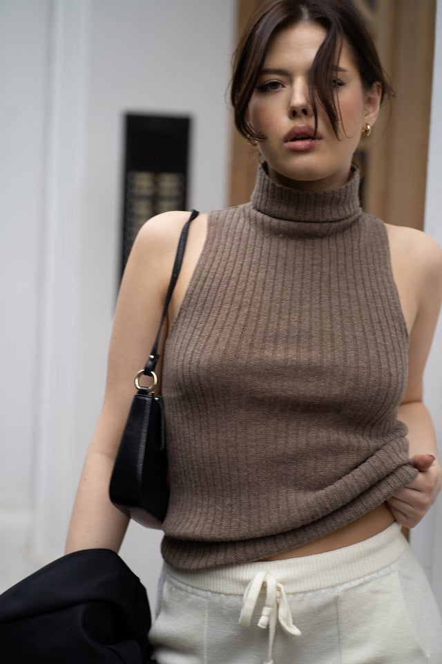 Viola Stils Fashion 3D knitwear Seamless Cashmere top with high collar 