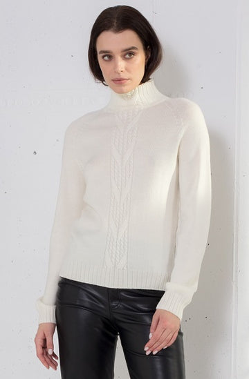 Viola Stils Soft merino wool sweater high neck collar in white